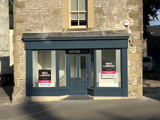 Attractive commercial unit to let in Buxton